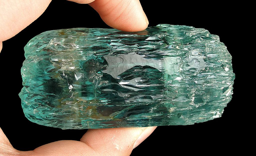 Aquamarine crystal